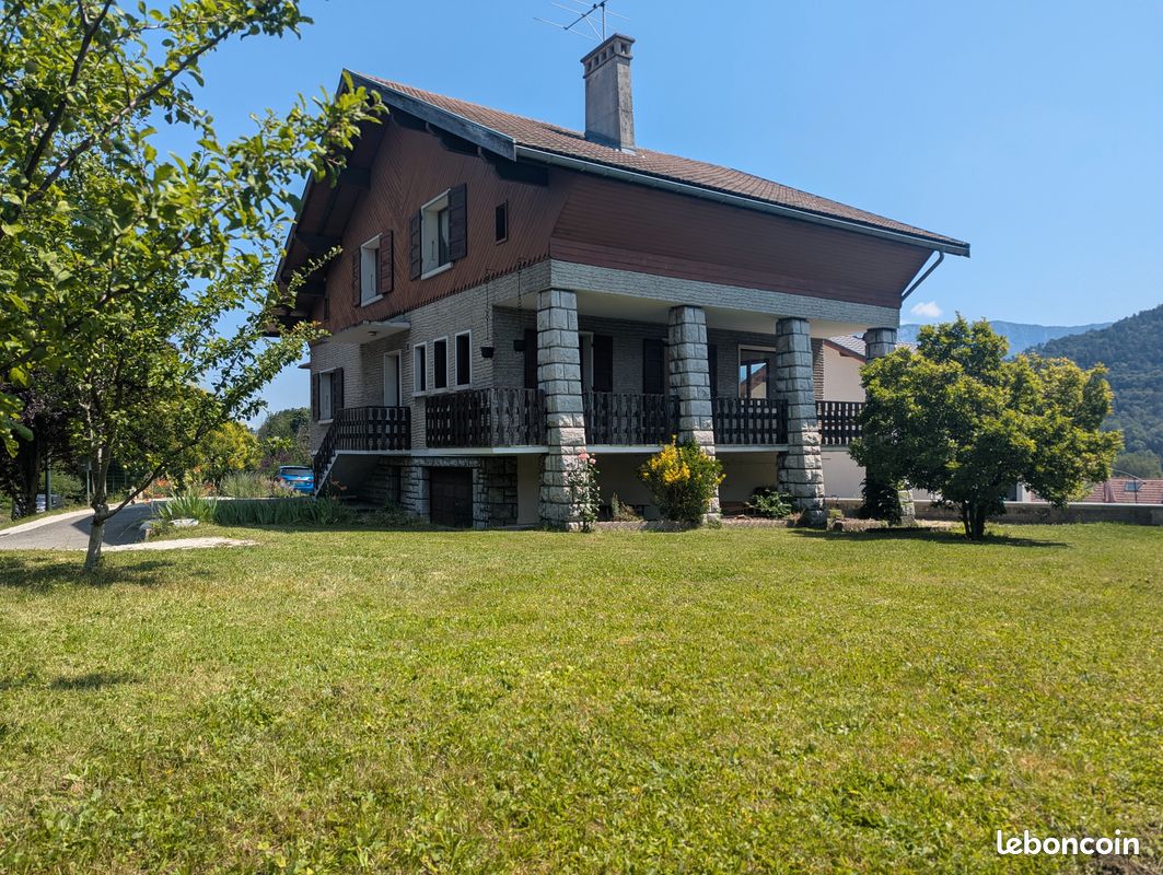 Maison 8 pièces 154 m² · à Annecy · 154 m² · 639 000 €