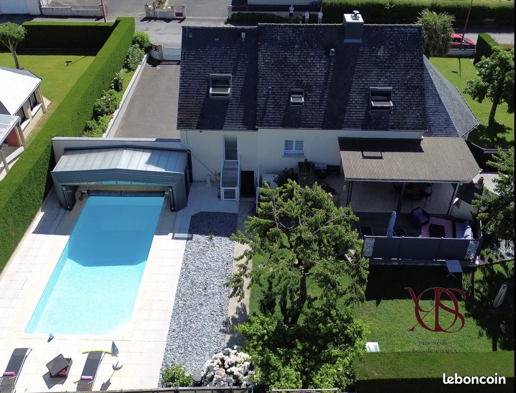 Maison 8 pièces 153 m² · à Sens-de-Bretagne · 153 m² · 385 000 €