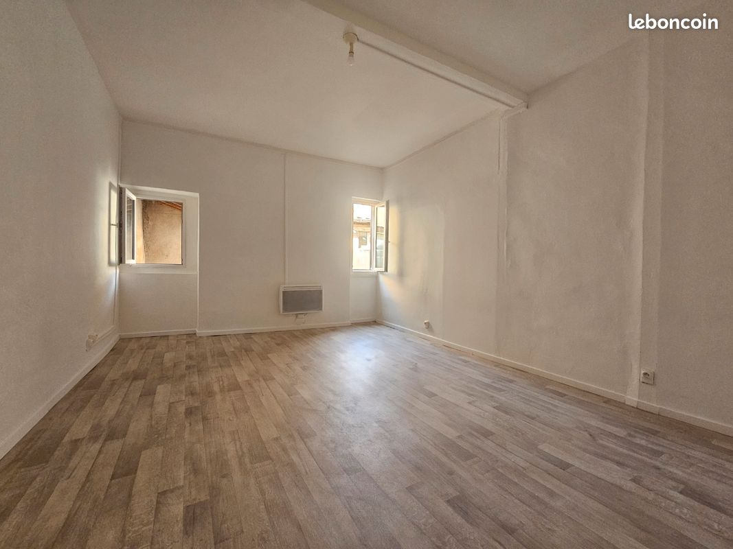 Appartement 3 pièces 74 m² · à Castelnaudary · 74 m² · 645 €