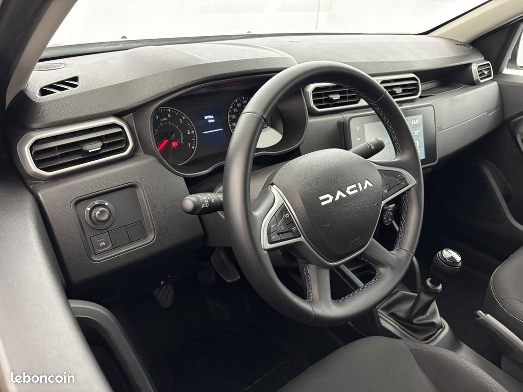 DACIA Duster ECO-G 100 4x2 Expression (image 10)