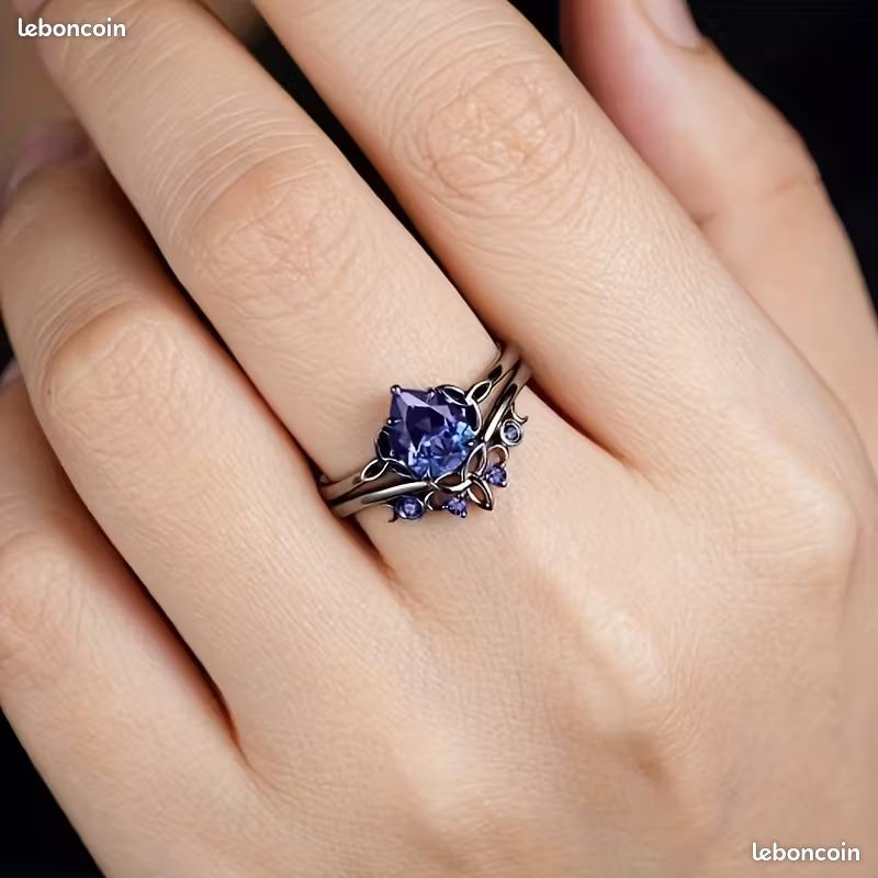 Bague Gothique Noire Ajustable Avec Cabochon Strass - Taille Réglable 54 à 64, Femme