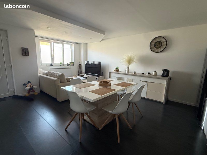 Appartement 3 pièces 55 m² · à Mazingarbe · 55 m² · 560 €