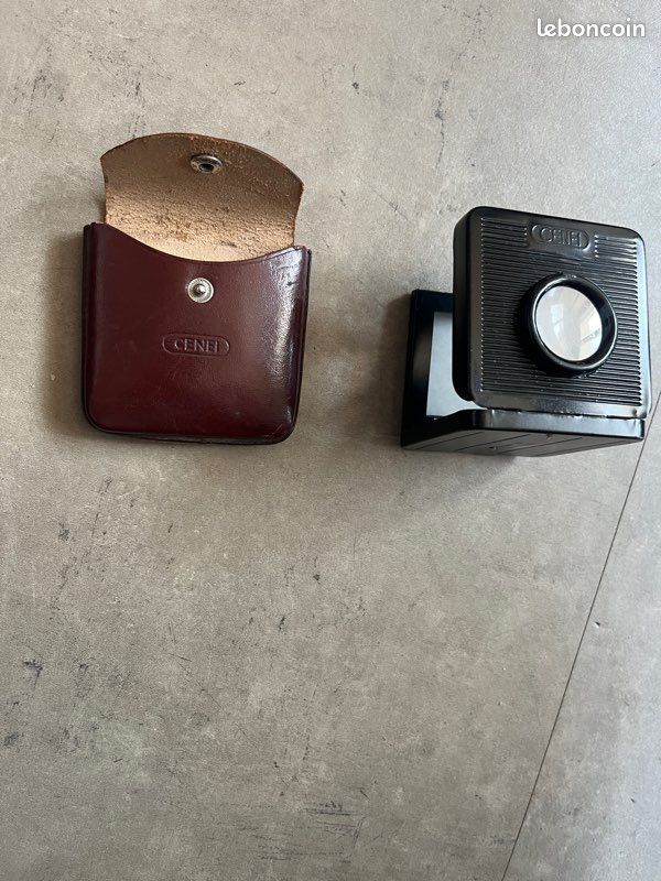Étui à Accessoires Pour Projecteur De Diapos Vintage Instructeur Sve