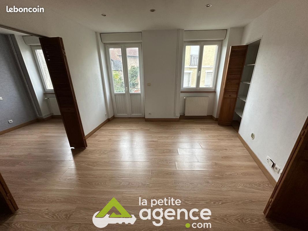 Appartement 1 pièce 30 m² · à Montluçon · 30 m² · 380 €/mois