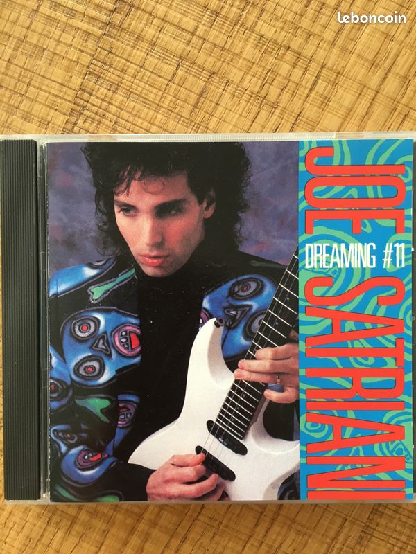 Joe Satriani (image 1)