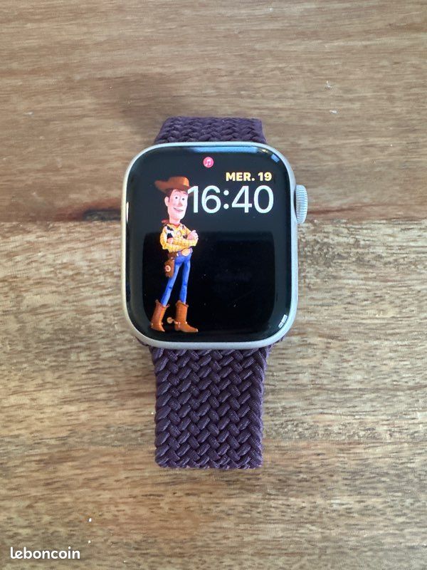 Apple Watch série 7 41mm (image 1)