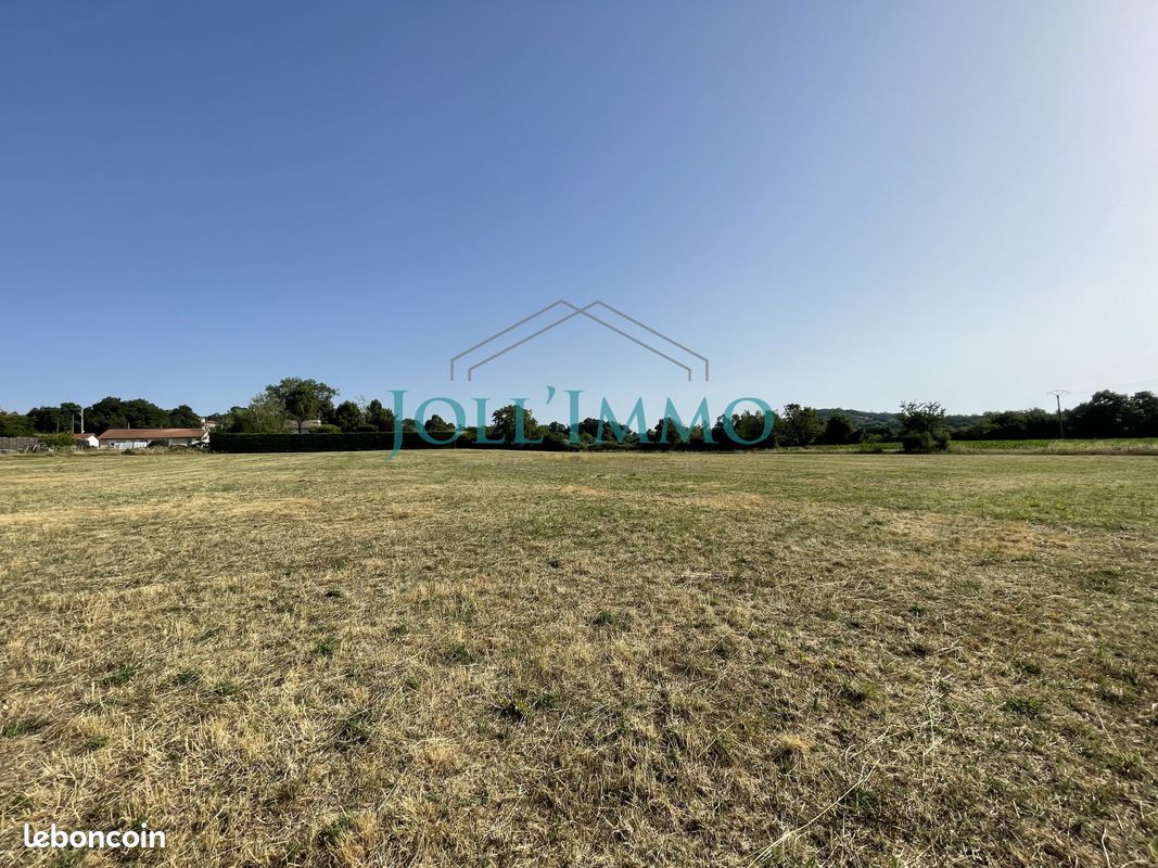 Terrain 1187 m² · à Moissieu-sur-Dolon · 1 187 m² · 90 000 €
