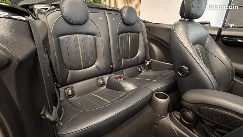 Mini CABRIO COOPER 136CH SIDEWALK EURO6D-T (image 30)