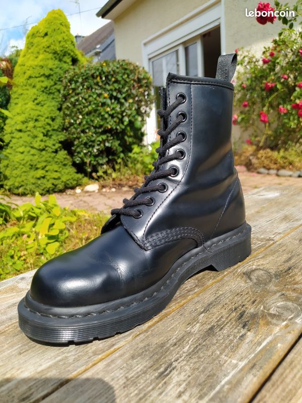 Dr. Martens 1460 Mono (image 5)