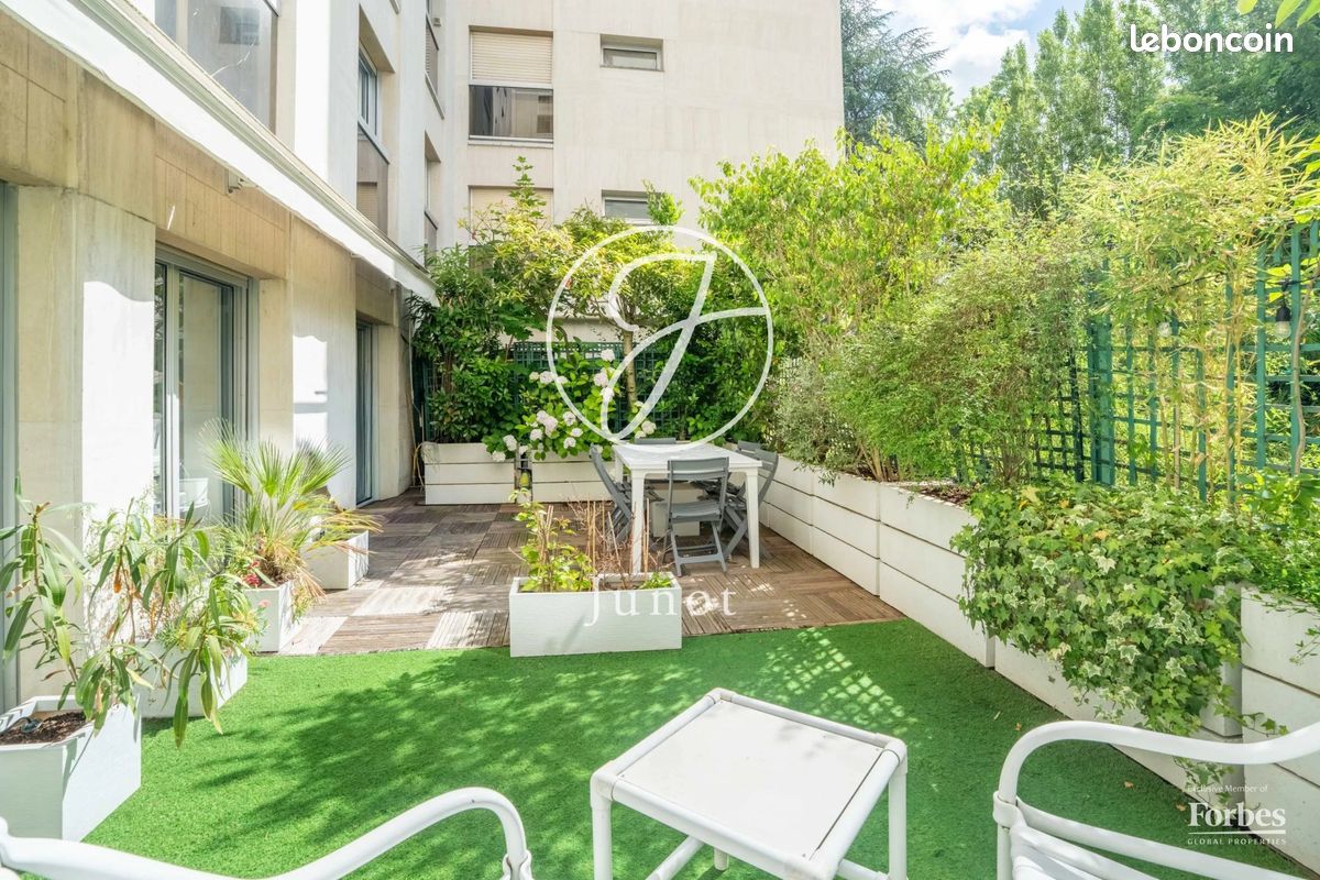 Appartement 7 pièces 155 m² · à Neuilly-sur-Seine · 155 m² · 1 360 000 €