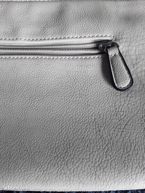 Sac pochette à paillettes (image 3)