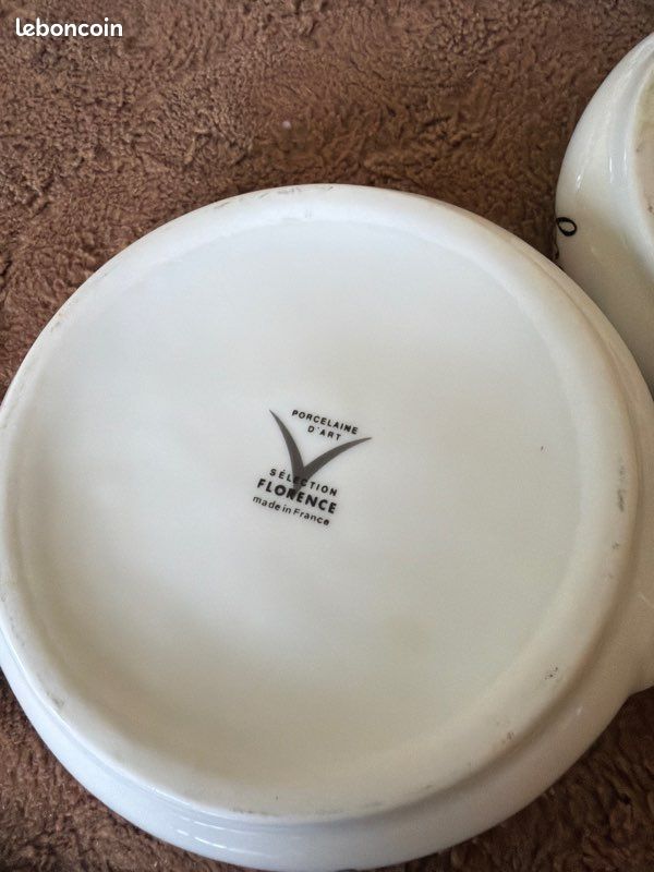 Assiette à Escargot Vintage En Fer Blanc 16cm – Plateau Creux Blanc