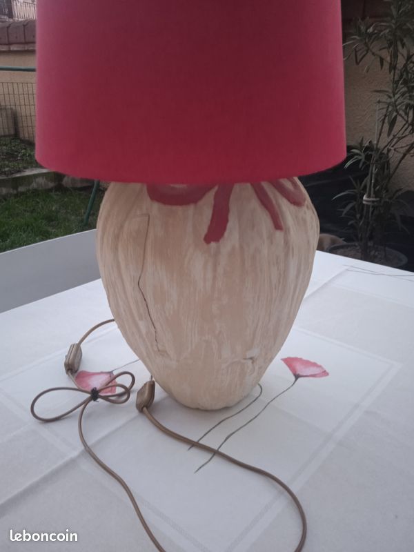 Grosse lampe de chevet (image 2)