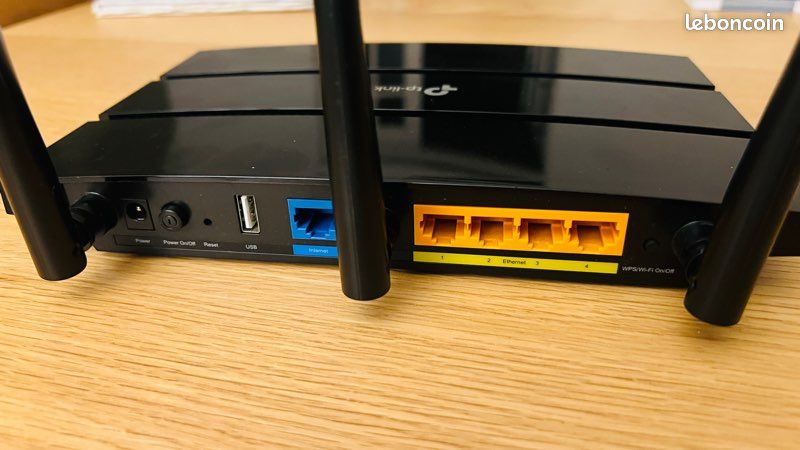 Modem routeur ADSL très bon état | Used - like new