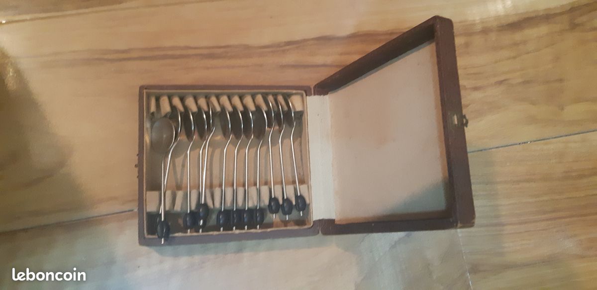 12 cuilleres a moka annee 50 (image 2)