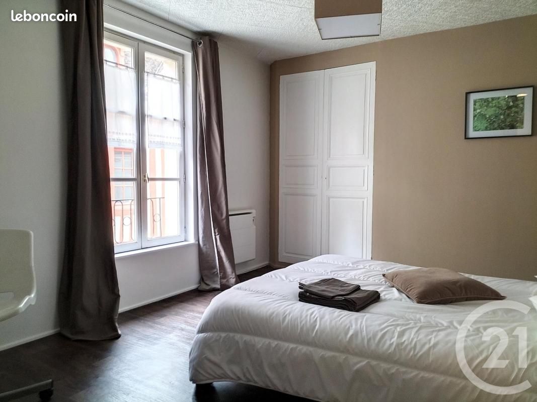 Appartement 2 pièces 42 m² · à Auxerre · 42 m² · 600 €