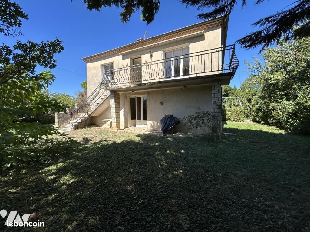 Maison 6 pièces 166 m² · à Montélimar · 166 m² · 220 000 €