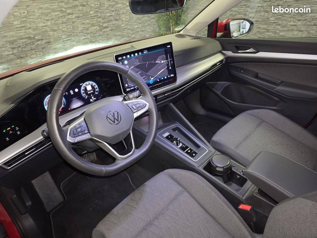 VOLKSWAGEN GOLF VIII 2.0 TDI SCR - 150 - BV DSG 7 Life Plus (image 11)