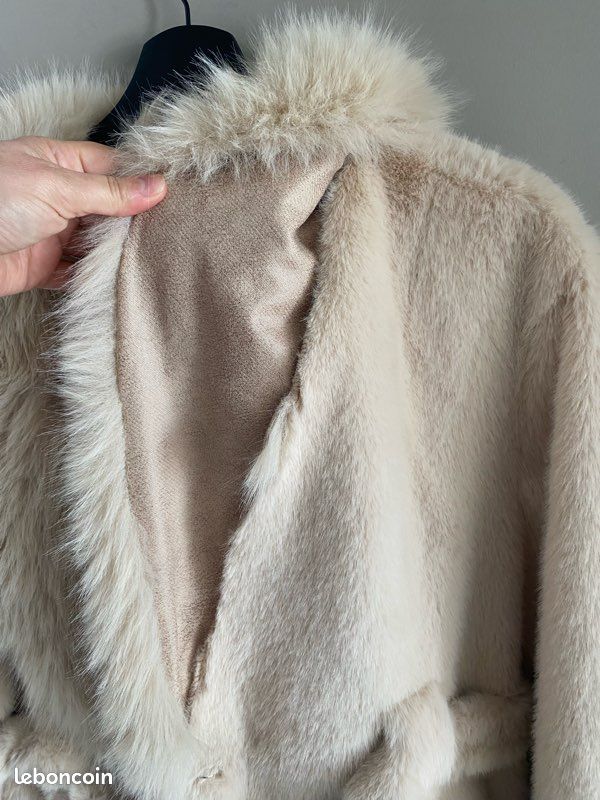 Manteau style fourrure neuf (image 13)