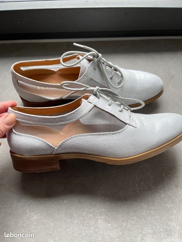 Chaussures grises argentées - neuve - pointure 37 (image 1)