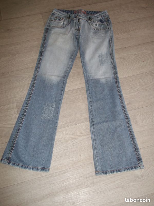 Jean Boyfriend Decree Taille 15 Capri Effet Détruit - Occasion En Très Bon état
