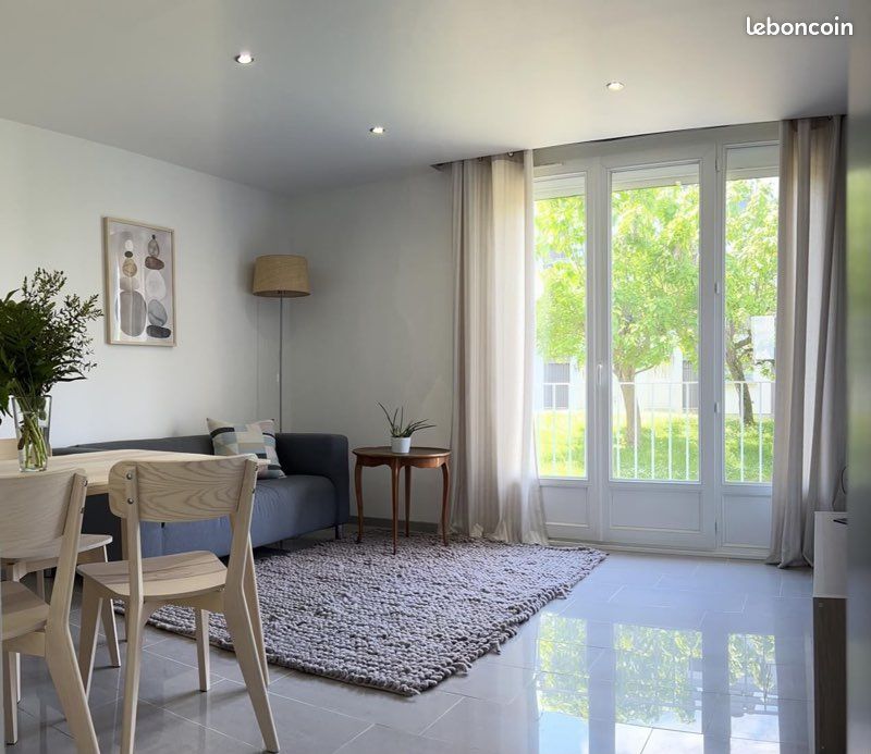 Appartement 5 pièces 76 m² · à Villenave-d'Ornon · 76 m² · 1 170 €