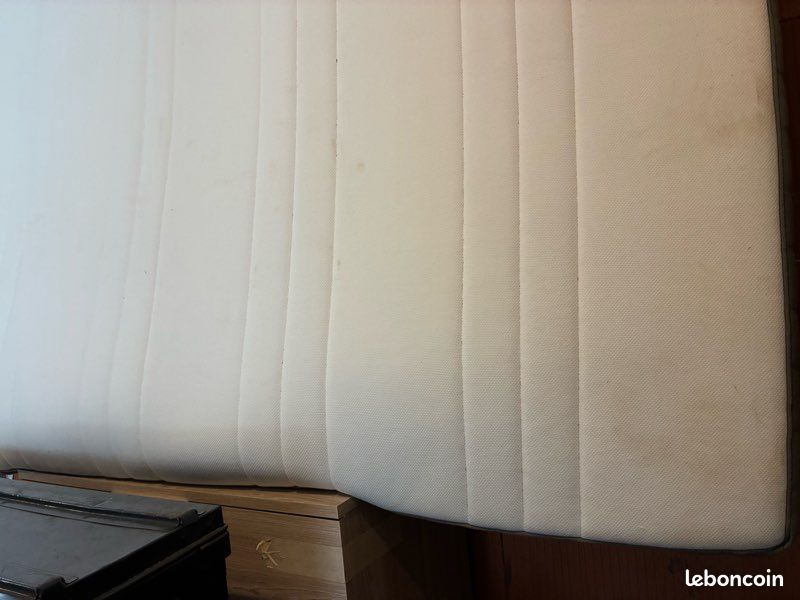 Matelas 160x200 (image 1)