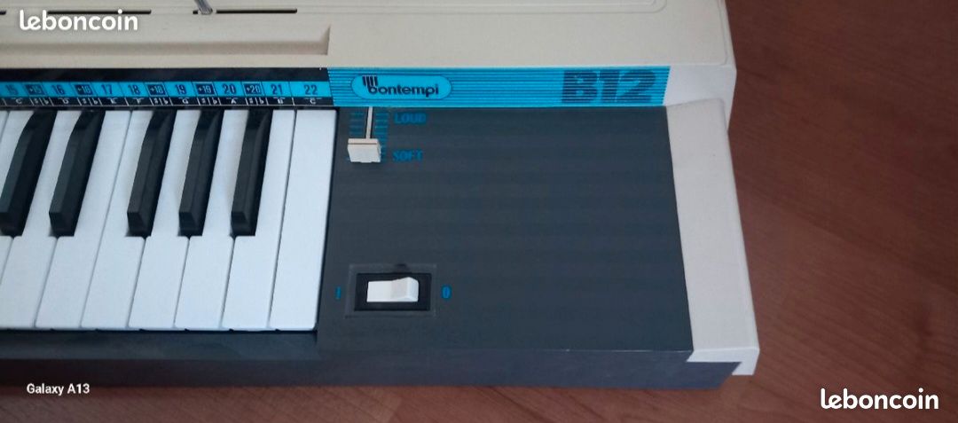 Orgue Électronique Bontempi 31 Touches Avec Microphone Et Tabouret - Rouge/Bleu/Blanc