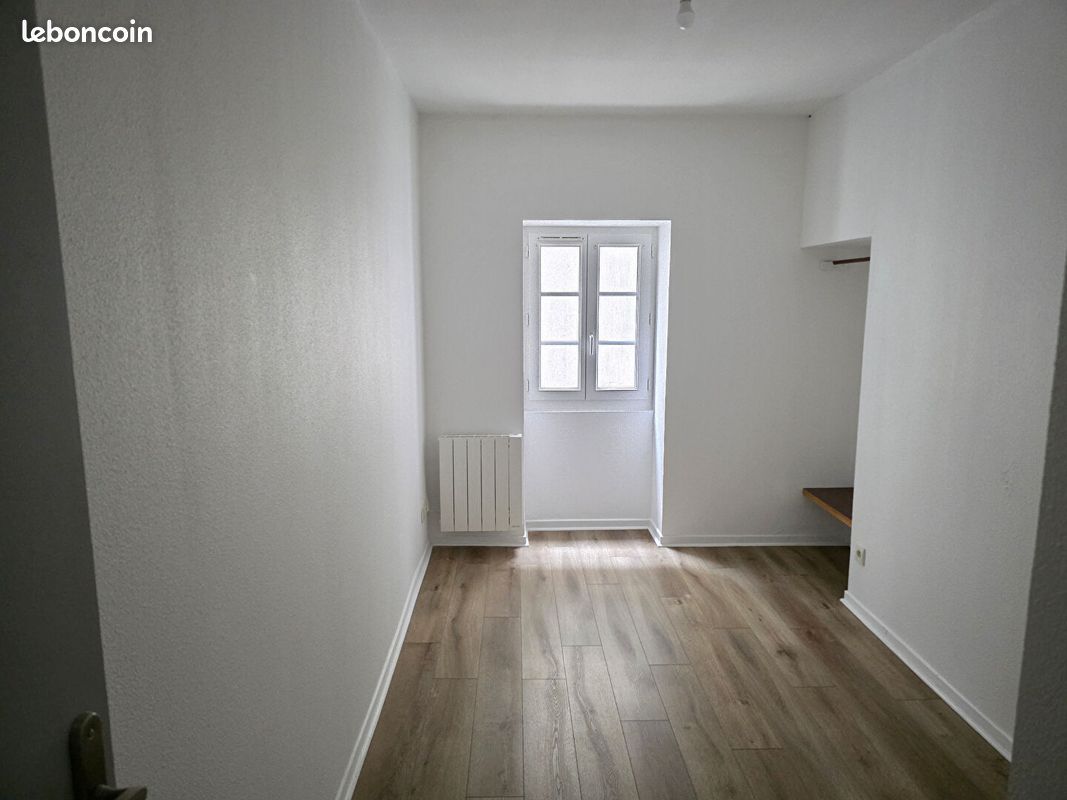 Appartement a louer oyonnax - 2 pièce(s) - 37 m2 - Surfyn