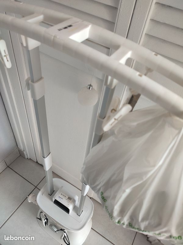 Défroisseur vertical (image 2)