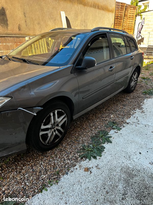 À vendre Renault Laguna 3 – Année 2008 – Roulante et fonctionnelle (image 2)