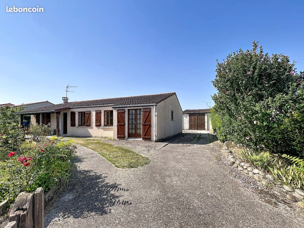 Maison 5 pièces 115 m² · à Ayguesvives · 115 m² · 375 000 €