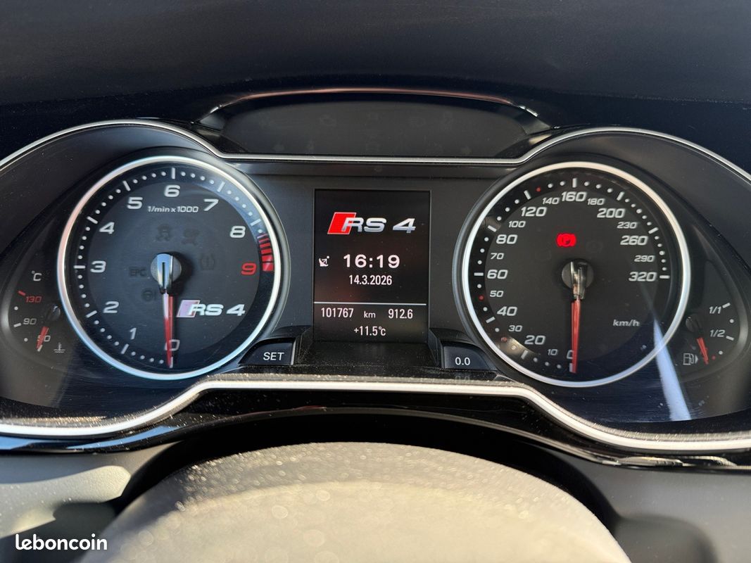 AUDI RS4 AVANT V8 4.2 FSI 450 Quattro S Tronic 7 Garantie 12 mois (image 14)