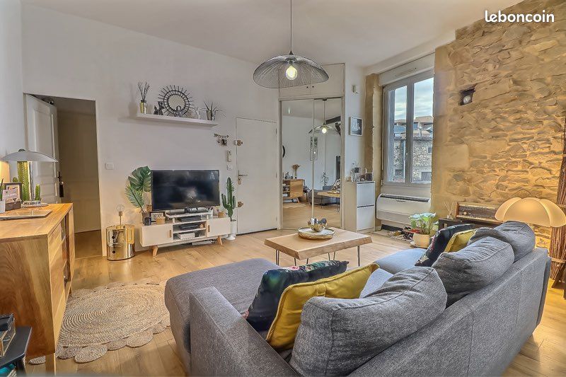 Appartement 3 pièces 64 m² · à Nîmes · 64 m² · 720 €