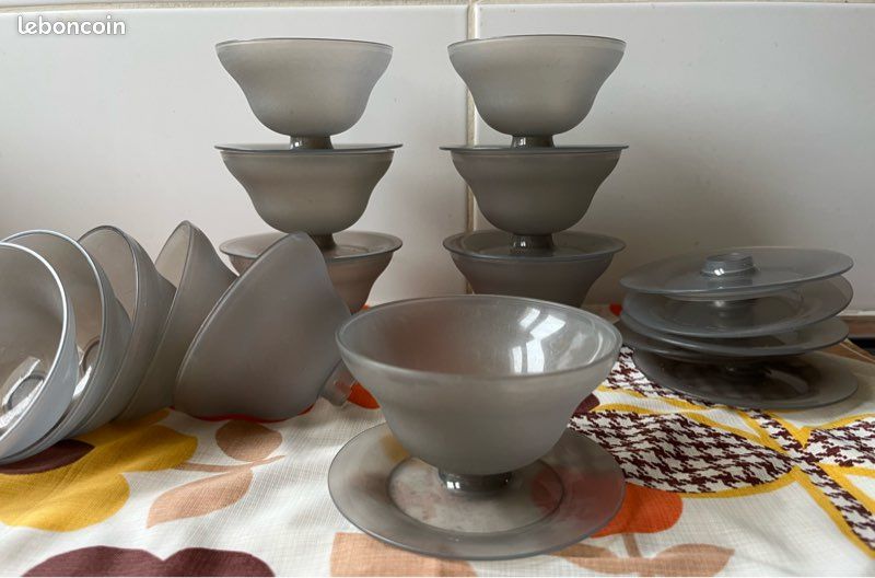 Lot Tupperware Plat Plateau Coupes Desserts Violet - Pour Fruits, Gâteaux