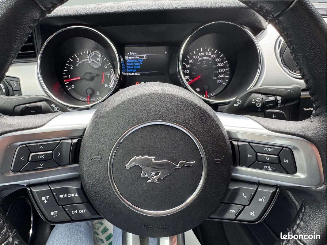 FORD Mustang GT * V8 5.0 * 421 ch * BVA * Faible Kilométrage * Cuir (image 11)