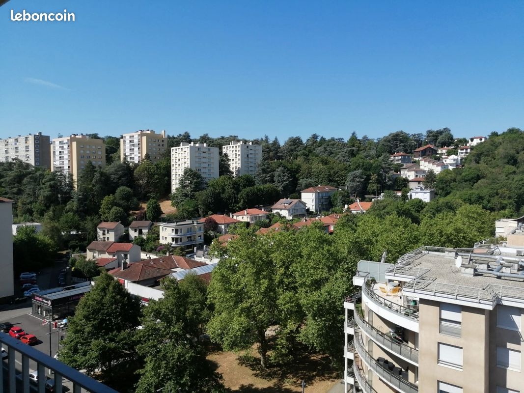 Appartement 3 pièces 65 m² · à Saint-Étienne · 65 m² · 90 000 €