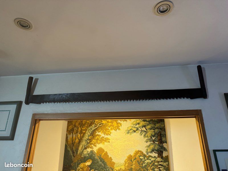 Outil ancien de scierie (image 1)