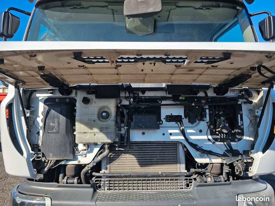 Renault Renault Lander 6x4 / 127600km / grue HIAB (image 21)
