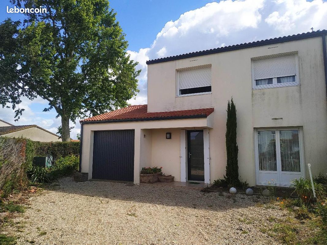 Maison 4 pièces 82 m² · à Vieillevigne · 82 m² · 189 000 €