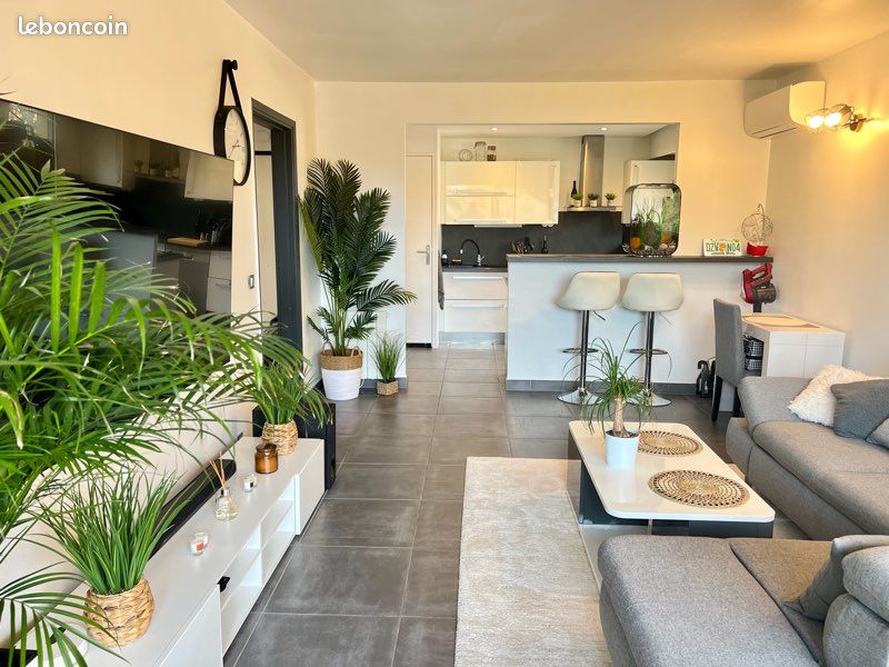 Appartement 2 pièces 46 m² · à Antibes · 46 m² · 1 100 €