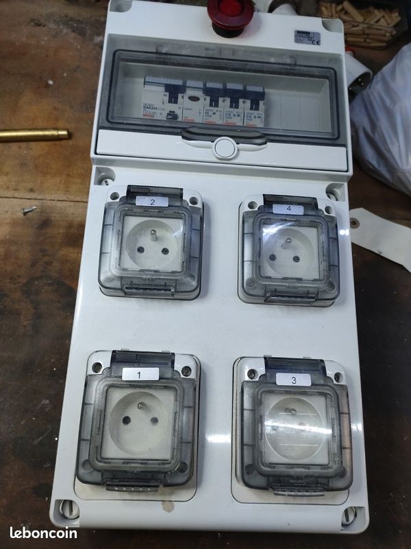 Coffret de chantier (image 1)