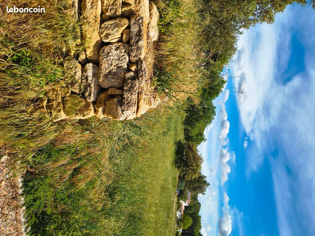 Terrain 800 m² · à Jouques · 800 m² · 185 000 €