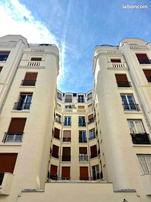 Appartement 2 pièces 44 m² · à Paris · 44 m² · 1 500 €