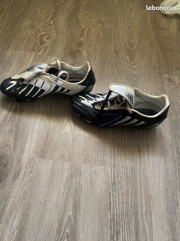 Crampons de footballeur (image 5)