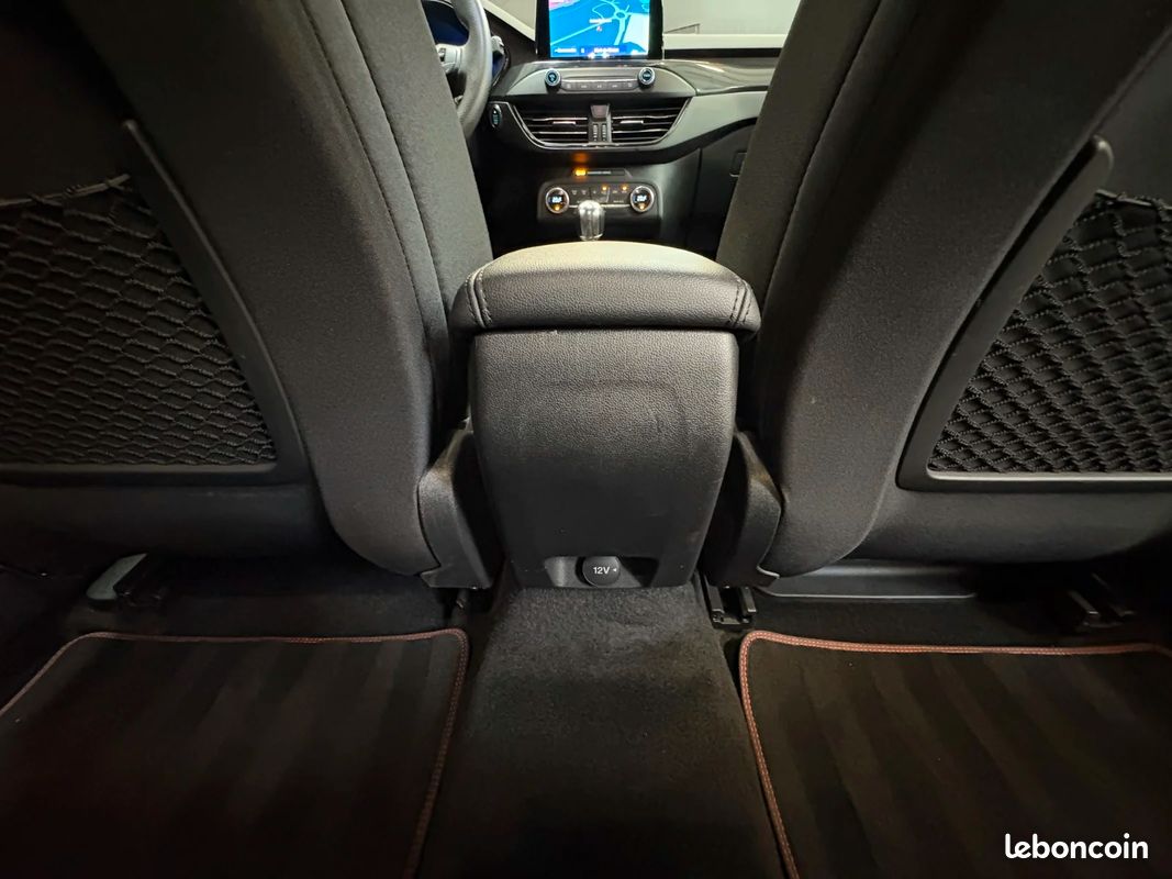 FORD FOCUS ST LINE X EcoBoost 155 ch MHEV - 1ERE MAIN - PARFAIT ÉTAT - VIRTUAL COCKPIT - CARPLAY - ATTELAGE AMOVIBLE (image 32)