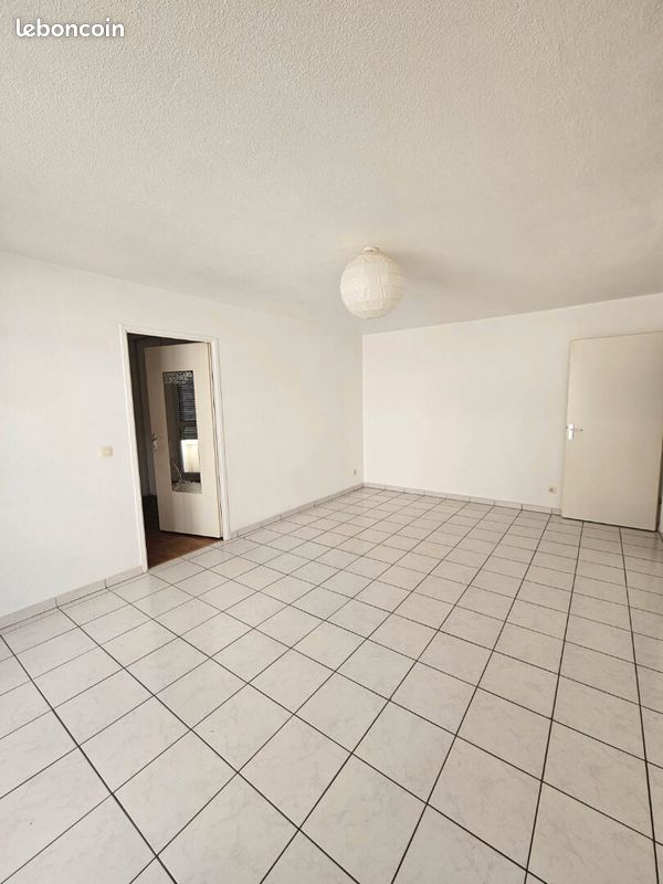 Appartement 2 pièces 45 m² · à Bordeaux · 45 m² · 656 €