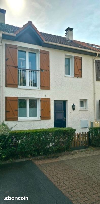 Maison 4 pièces 80 m² · à Ris-Orangis · 80 m² · 250 000 €