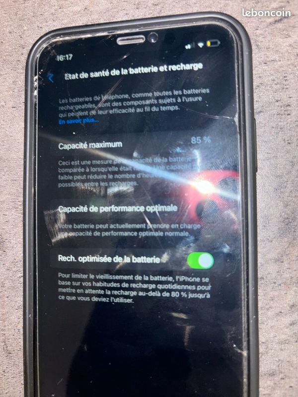 IPhone XR (image 3)
