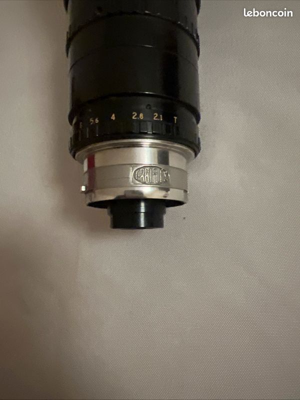 Angénieux Zoom 12-120mm F/2.2 Type 10x12 B - Monture Caméflex - Cinéma 16mm